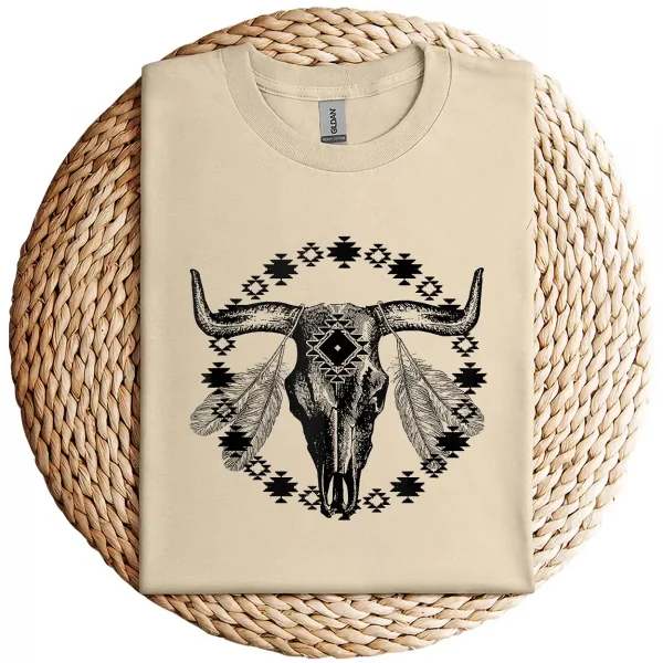 Vintage Cow Bull Skull T-Shirt – BOHO Southwestern Aztec Feather Design – Rustic Western Graphic Tee – Unique Cowgirl & Cowboy Shirt