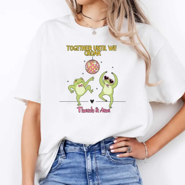 Custom Frog T-Shirt - Personalized Name - Unisex Retro Frog Shirt - Cottagecore Froggy Tee - Valentine's Day Anniversary Gift