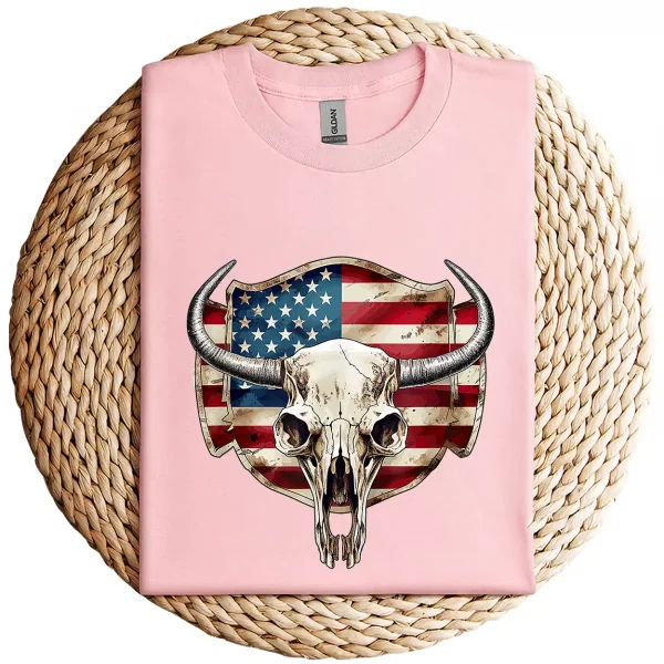 Vintage Cow Bull Cattle Skull T-Shirt – Western Patriotic US Flag Graphic Tee – Rodeo Country Style – American Flag Skull Shirt for Men & Women