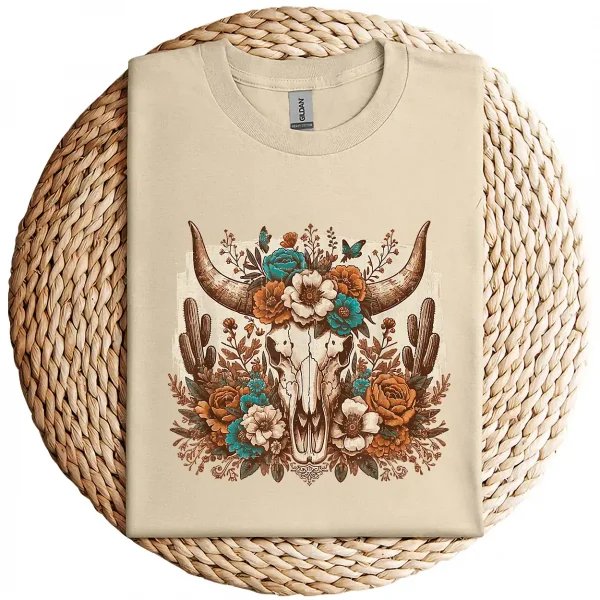 Western Boho Cow Bull Skull T-Shirt – Wild West Floral Graphic Tee – Country Style Vintage Shirt – Rodeo Cowgirl Southwestern Design