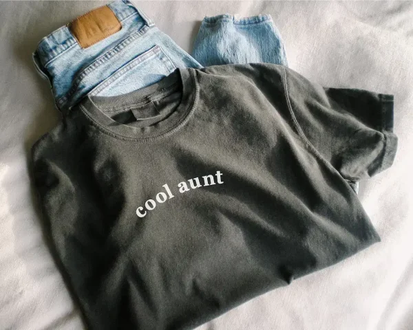 Cool Aunt Comfort Colors? T Shirt Aunt Gift , Pregnancy Reveal to Aunt Cool Aunt Club