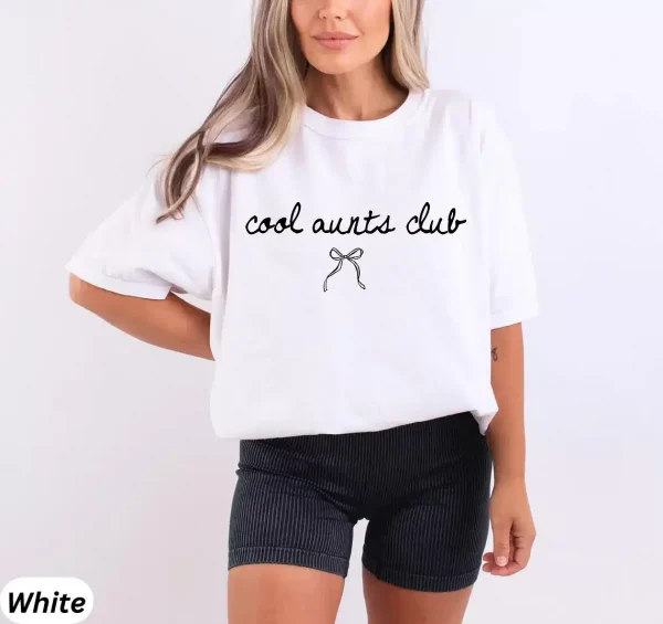 Cool Aunt Club T-Shirt With Bow, Cute Auntie Shirts, Gift for Aunt, Pregnancy Reveal to Aunt Cool Aunt Club