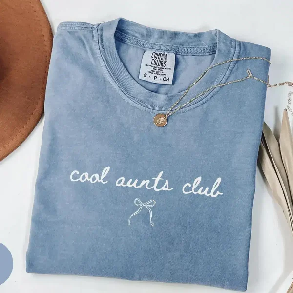 Cool Aunt Club T-Shirt, Cute Auntie Shirts Gift, Pregnancy Announcement, Gift for Aunt, Pregnancy Reveal to Aunt