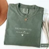 Auntie Shirt Comfort Colors, Pregnancy Announcement Gift, New Auntie Shirt, Tia, New Aunt Gift, Promoted to Auntie Shirt