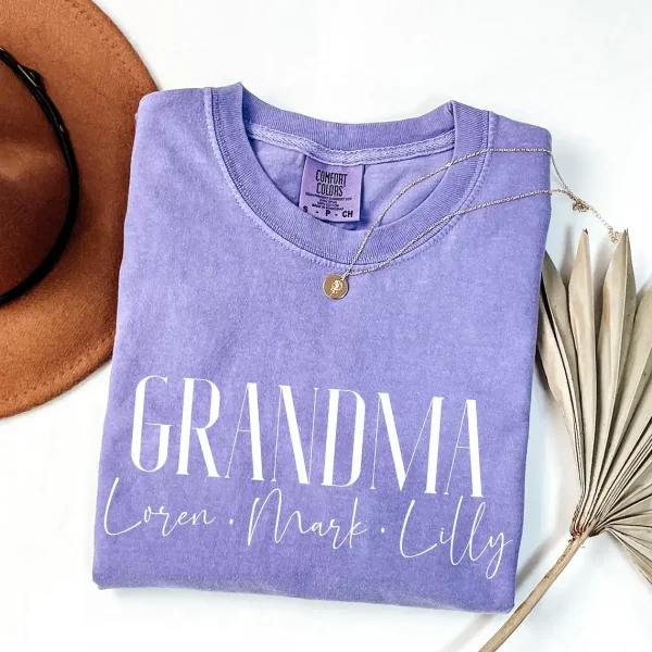 Custom Grandma Shirt, Personalized Gifts for Grandma, Grandma Shirt With Grandkids Name, Flower Grandma Shirt, Grandma Gift