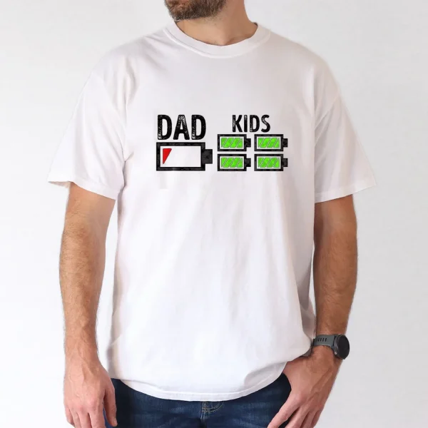 Dad of Four Low Battery Funny Father of 4 Boys Girls Dad T-Shirt, The Best Father's Day Gift