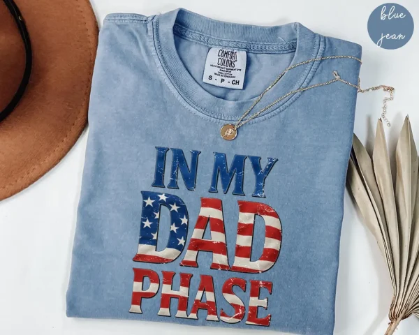 Daddy-4th-of-July-Shirt-4.webp Daddy 4th of July T-Shirt, Cute Fathers Day Gift For Dad, New Dad Shirt, Dad Est 2025 T-Shirt, Pregnancy Announcement for Dad, USA