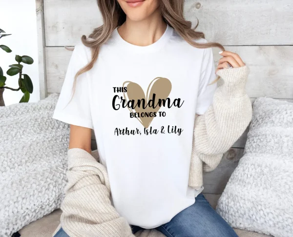 Grandma Shirt, Personalized Shirt, Mum T Shirt, Custom Grandma Tee, Heart T-shirt, New Grandma Gift