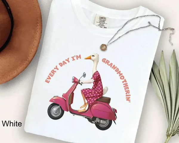 Grandma Gift, Mothers Day Gift, Funny Gift for Grandma, Gift for Grandmother, Nana Tee, Gift for Nana, Gift for Gigi, Mom Shirt, Grandma Tee