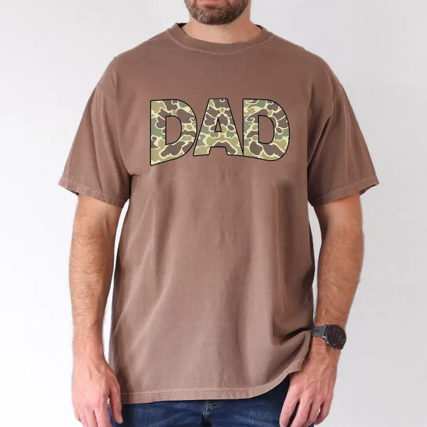 Mens-Retro-Camo-Dad-T-Shirtd-3.webp Camo Dad T-shirt, Dad Gift, The Best Father's Day Gift