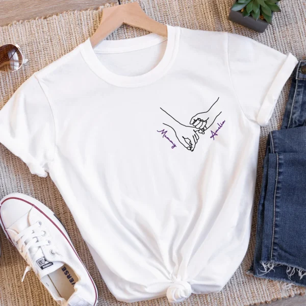 Mummy-Tshirt.-Custom-holding-hands-t-shirt.-Personalised-Mum-t-shirt-2.webp Mummy T-shirt. Custom holding hands t-shirt. Personalized Mum t shirt