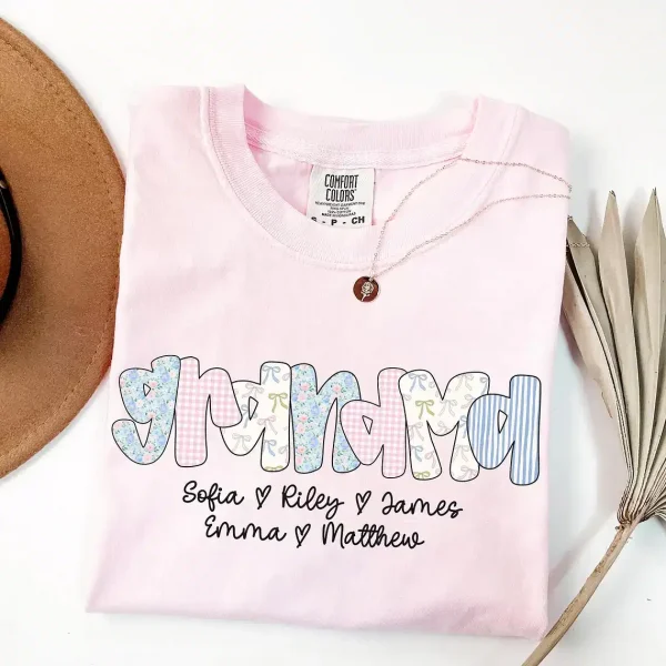 Personalized Grandma T-Shirt Floral Grandma Shirt with Grandkid Names Custom Grandma Gift for Grammy Coquette Grandma Bow Shirt