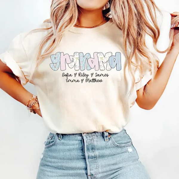 Personalized Grandma T-Shirt Floral Grandma Shirt with Grandkid Names Custom Grandma Gift for Grammy Coquette Grandma Bow Shirt