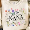 Retro-Floral-Mama-Png-Bundle-Mothers-Day-Sublimation-Boho-Family-Png-Vintage-Flowers-Mom-Png-Cute-Checkered-Mama-Png-Mothers-Day-Shirt-1-1.jpg Boho Mama Sweatshirt with Vintage Floral Design – Perfect Mother's Day Gift