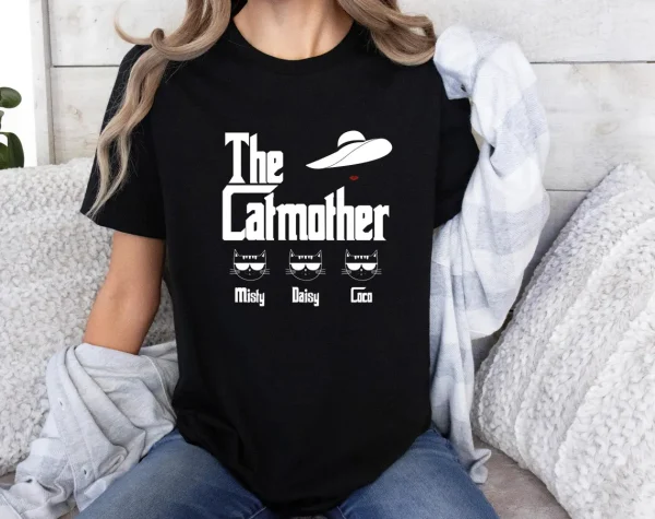 The Catmother T-Shirt, Cat Mum T Shirt, Cat Mama Tee, Cat Lovers Top, Funny Cat Mum T-shirt, Personalized Cat Names Tee