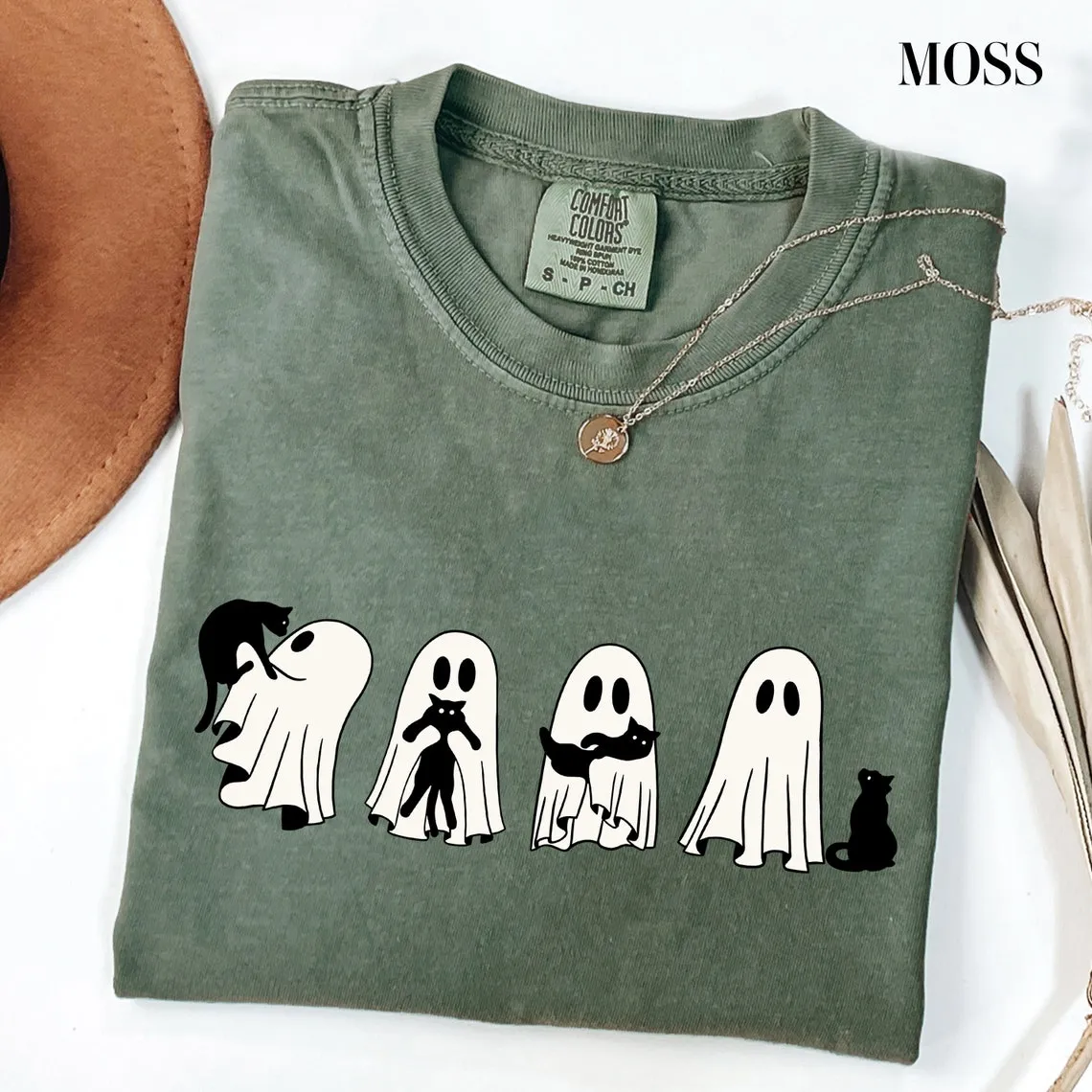 Black Cat & Ghost Halloween T-Shirt Black Cat & Ghost Halloween T-Shirt