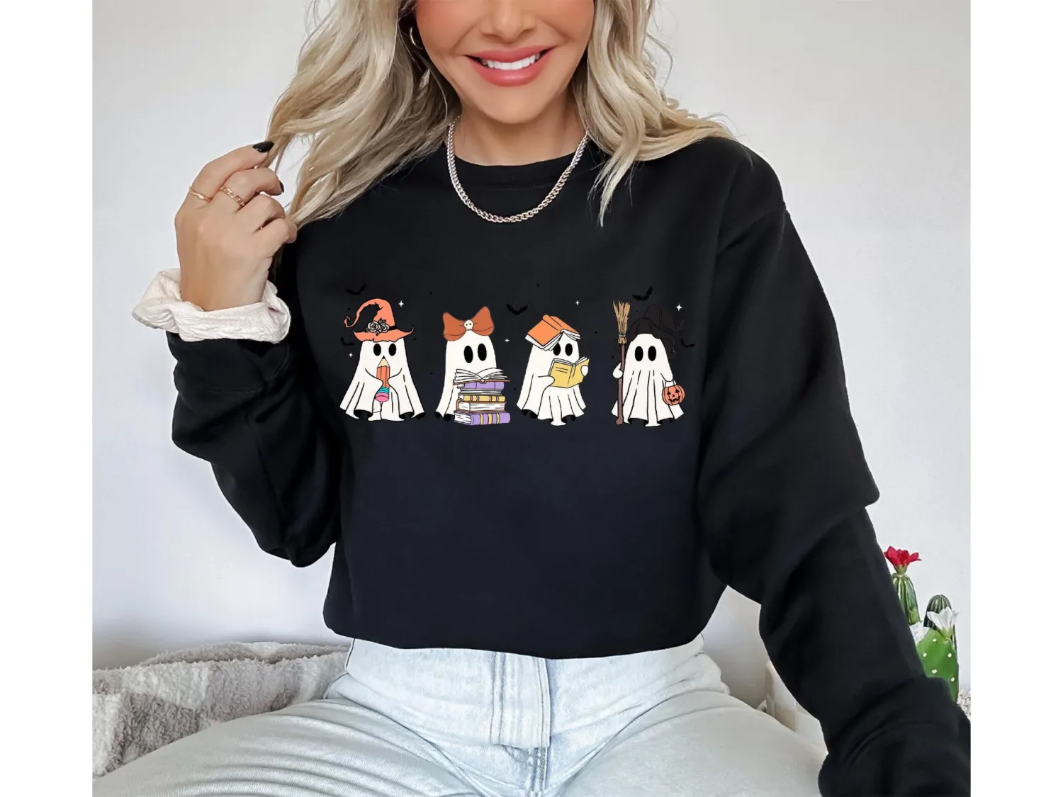 Halloween Ghosts Reading Books Sweatshirt Halloween Ghosts Reading Books Sweatshirt