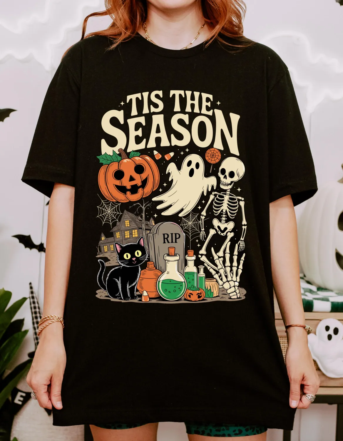 Retro Tis The Season Skeleton Pumpkin Ghost Halloween T-Shirt