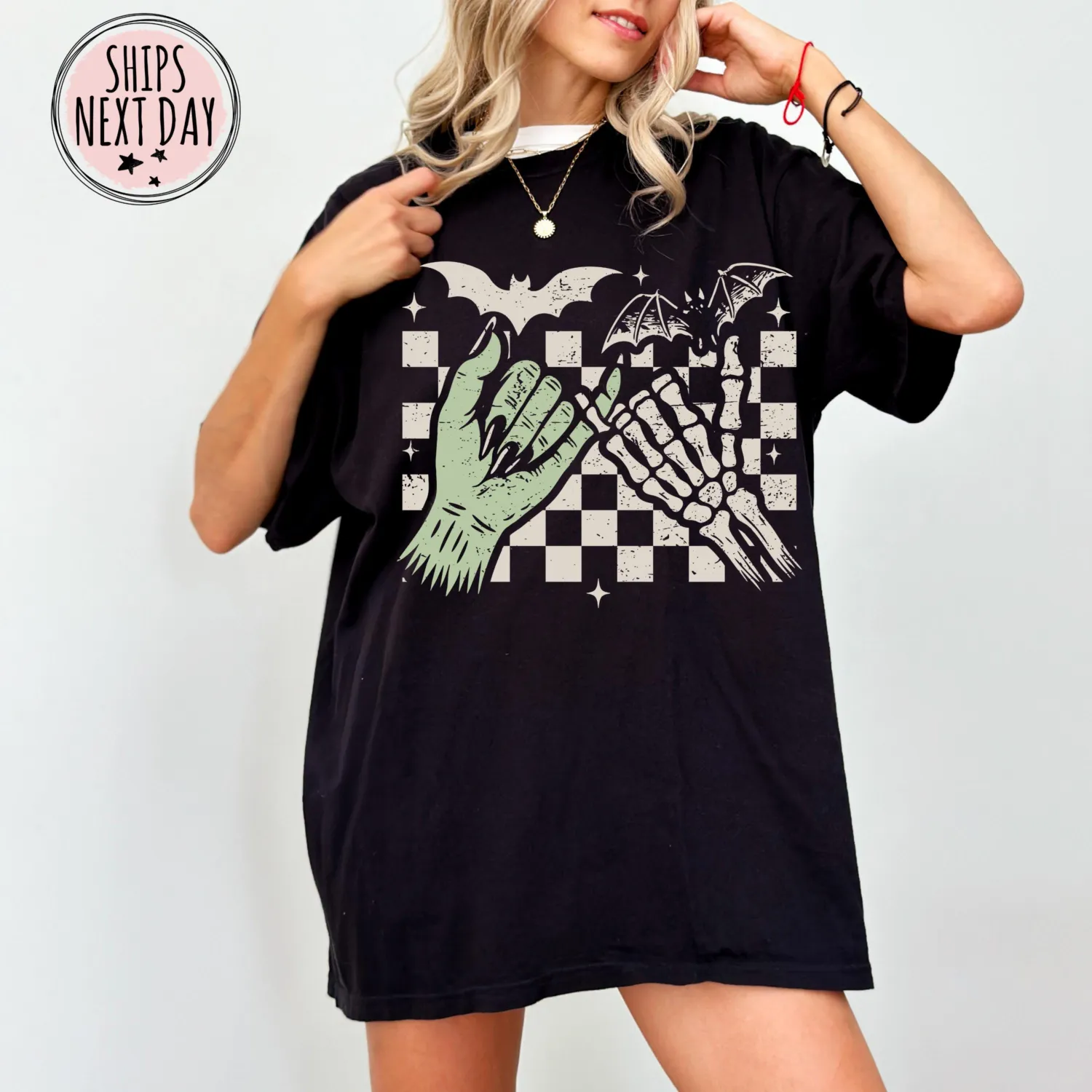 Pinky Promise Witch Skeleton Hands Halloween T-Shirt Pinky Promise Witch Skeleton Hands Halloween T-Shirt