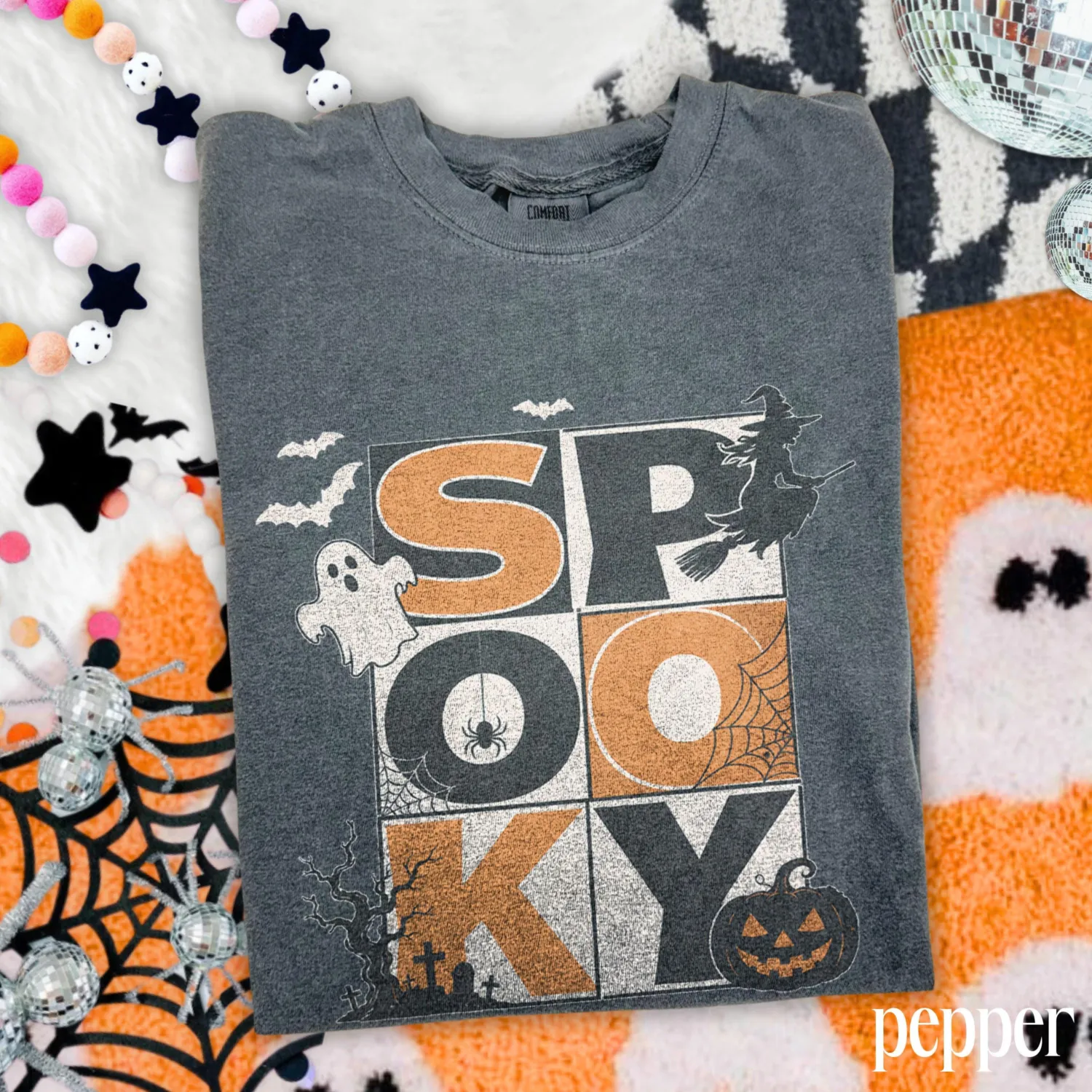 Spooky Retro Witch Ghost Halloween T-Shirt